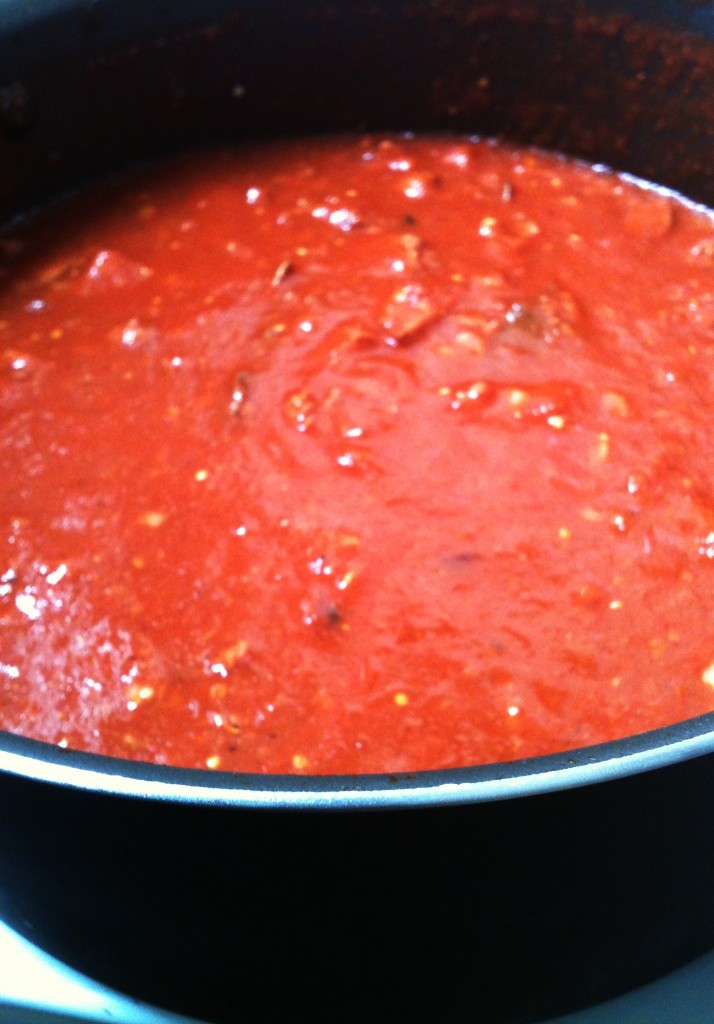 Molho 714x1024 - Receita de Molho de Tomate com Linguiça